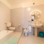 Apartamento Gaia Lakeview Garden