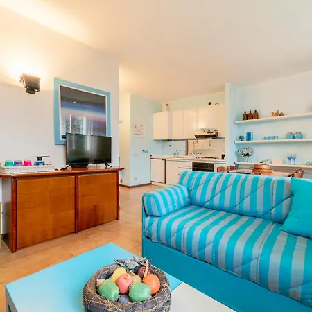 Gaia Lakeview Garden *