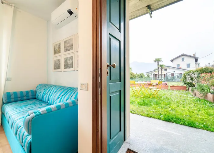 Gaia Lakeview Garden * Bellagio