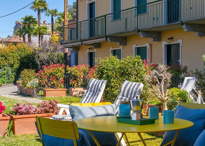 Gaia Lakeview Garden Apartment *